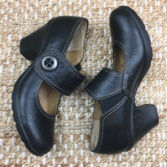 Softspots Shoes - Softspots Black Leather Comfort Mary Jane Heels